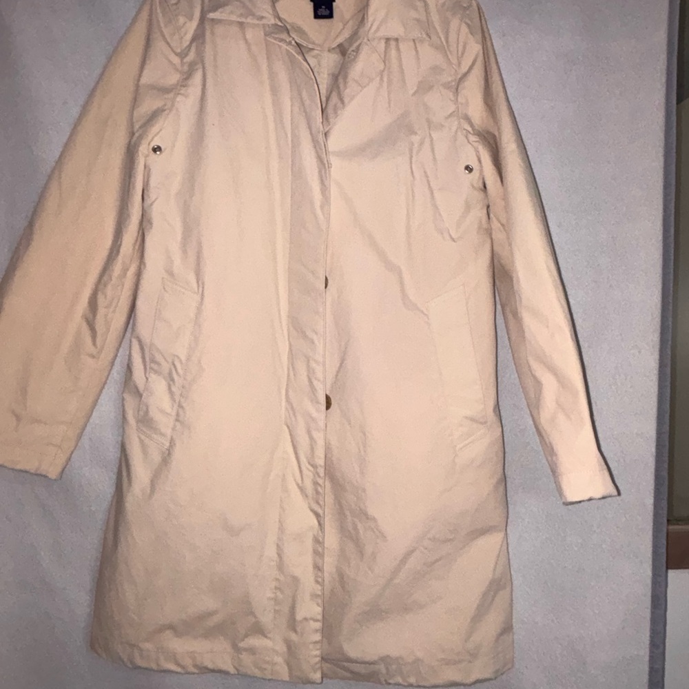 GAP Women's Light Tan Trench Coat